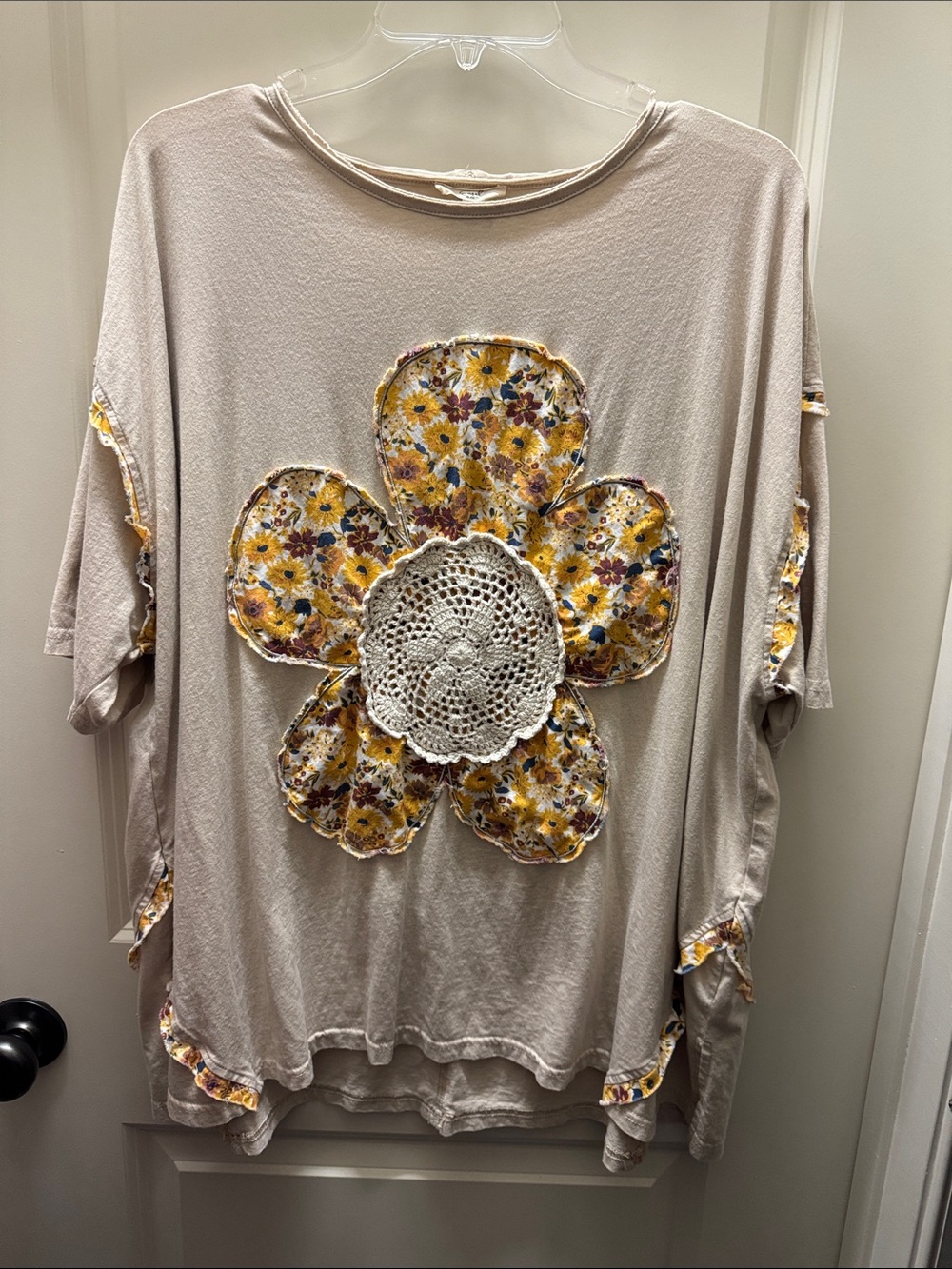 easel Beige Tunic with Yellow Floral Crochet Daisy